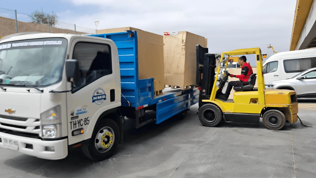 Camión Transportes NMB